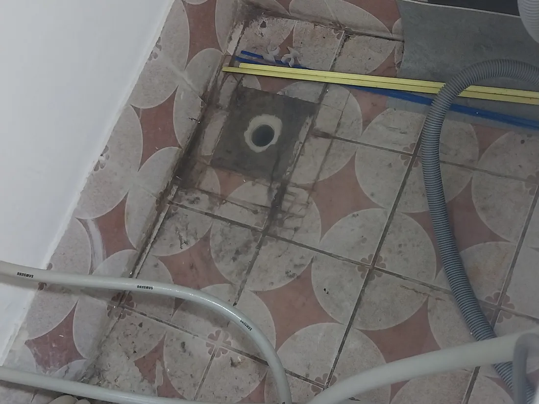 인천 세탁실 배관 동결로 아래층 역류